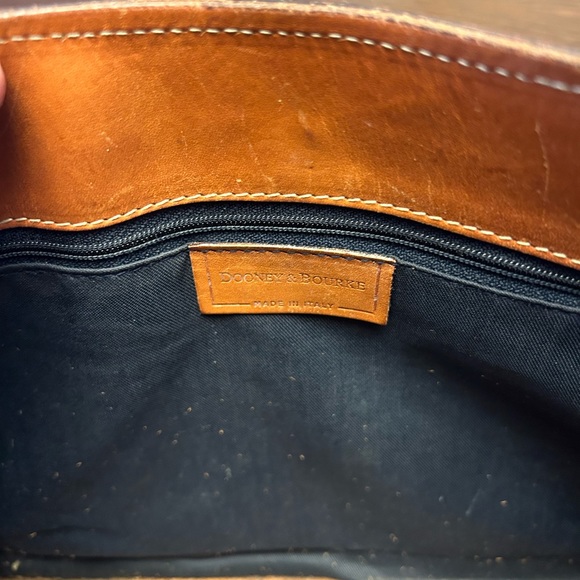 Vintage Dooney & Bourke Handbag - Picture 8 of 9